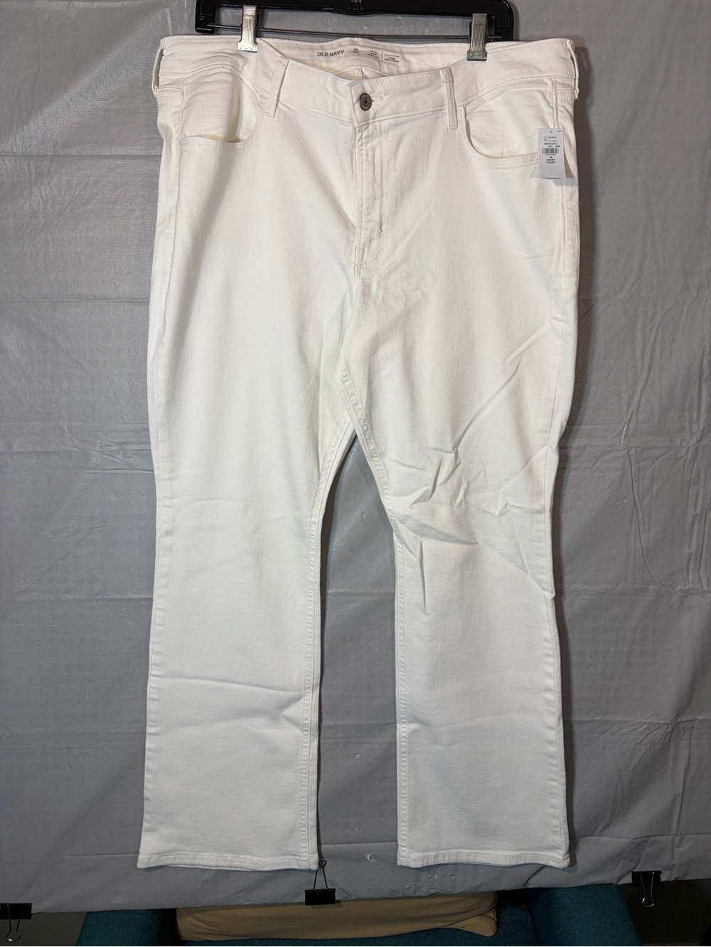 172. Old Navy White Woman’s Mid-Rise Wow Boot-cut